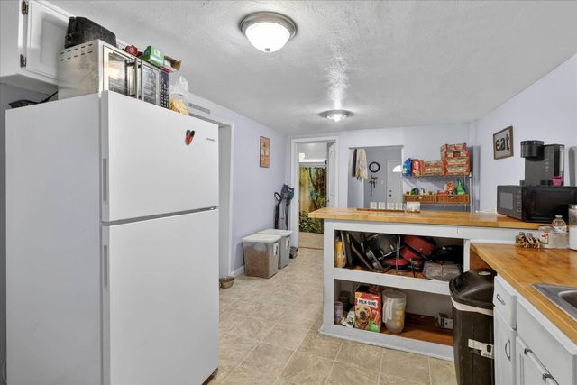 620 E Green Street, Marshall City, MI 49068