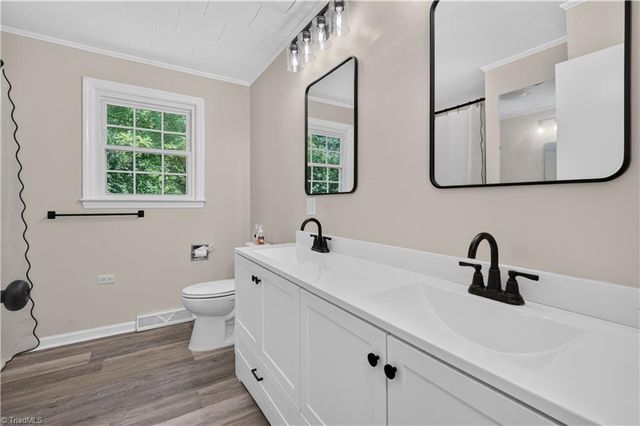 2911 Ararat Hwy, Ararat, VA 24053