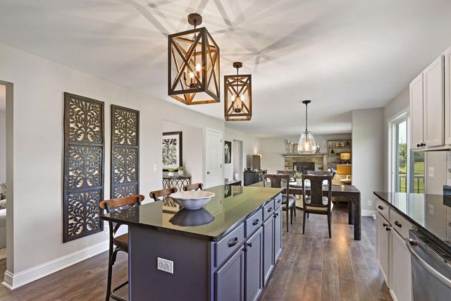 436 Ashley DRIVE, Williams Bay, WI 53191