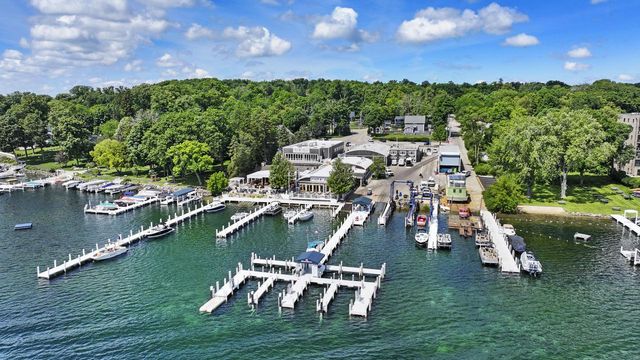 436 Ashley DRIVE, Williams Bay, WI 53191