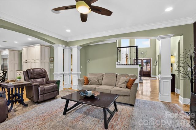 2929 Providence Trail Lane, Charlotte, NC 28270