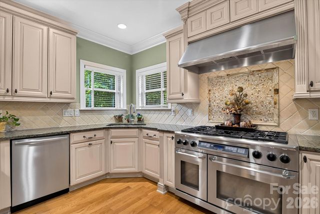 2929 Providence Trail Lane, Charlotte, NC 28270