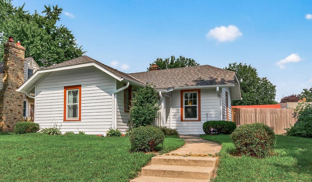 4530 Xerxes Avenue N, Minneapolis, MN 55412