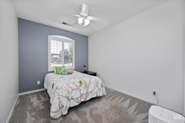 6202 Ocean Jasper Drive, Bakersfield, CA 93313