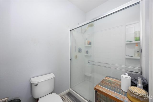 6202 Ocean Jasper Drive, Bakersfield, CA 93313