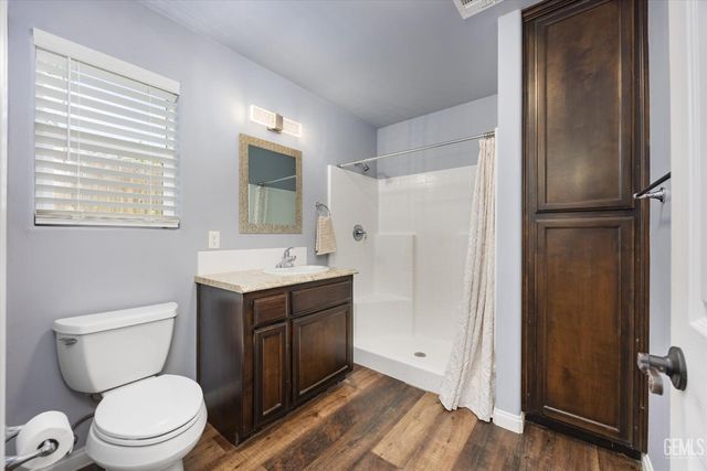 6202 Ocean Jasper Drive, Bakersfield, CA 93313