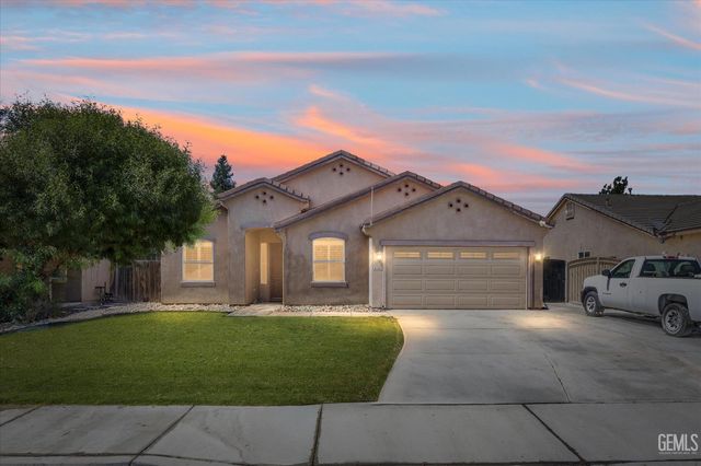 6202 Ocean Jasper Drive, Bakersfield, CA 93313