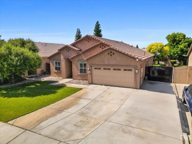 6202 Ocean Jasper Drive, Bakersfield, CA 93313