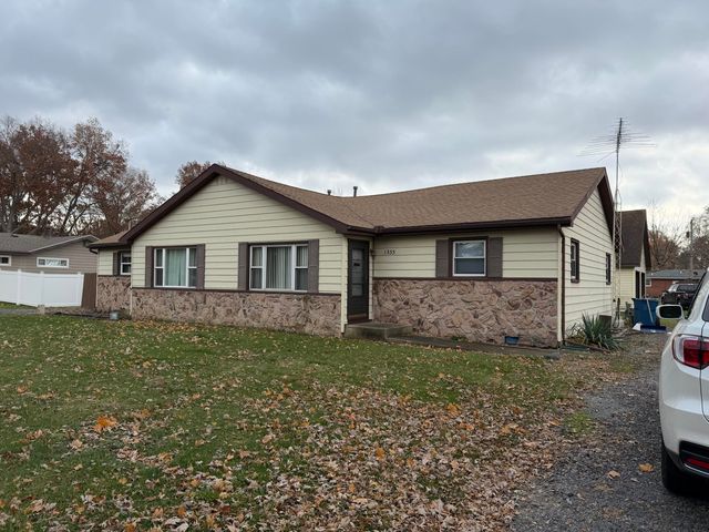 1333 Sunset Avenue, Porter, IN 46304