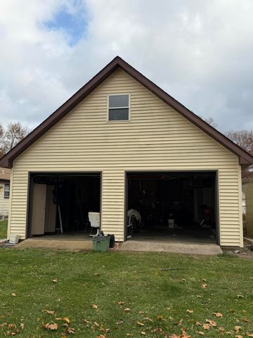 1333 Sunset Avenue, Porter, IN 46304