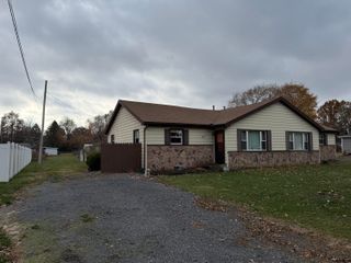 1333 Sunset Avenue, Porter, IN 46304