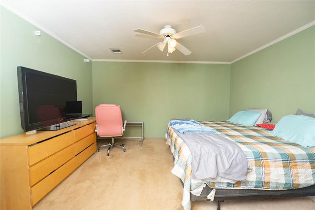10130 Summerberry Lane, Tomball, TX 77375