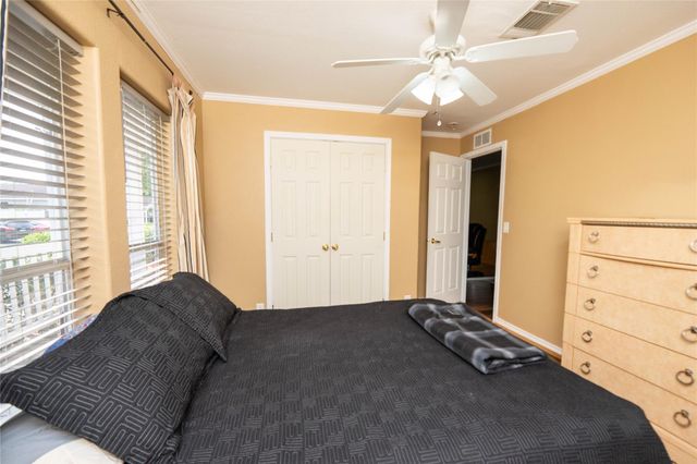 10130 Summerberry Lane, Tomball, TX 77375