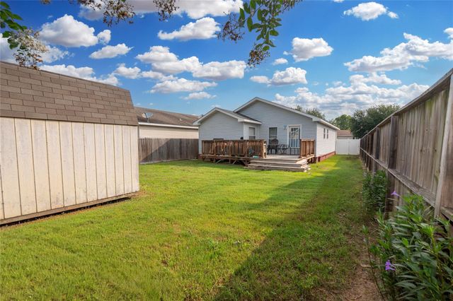 10130 Summerberry Lane, Tomball, TX 77375