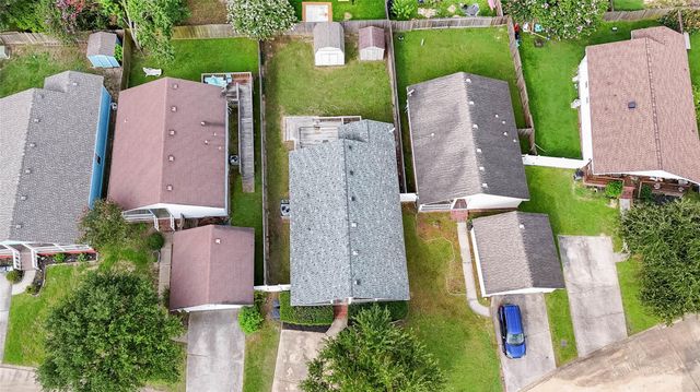 10130 Summerberry Lane, Tomball, TX 77375