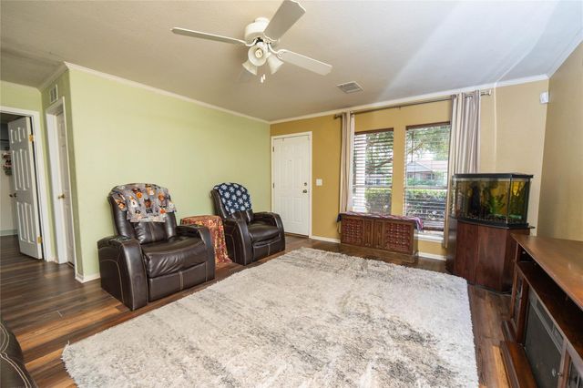 10130 Summerberry Lane, Tomball, TX 77375