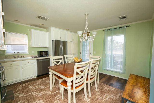 10130 Summerberry Lane, Tomball, TX 77375