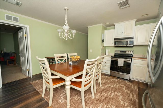 10130 Summerberry Lane, Tomball, TX 77375