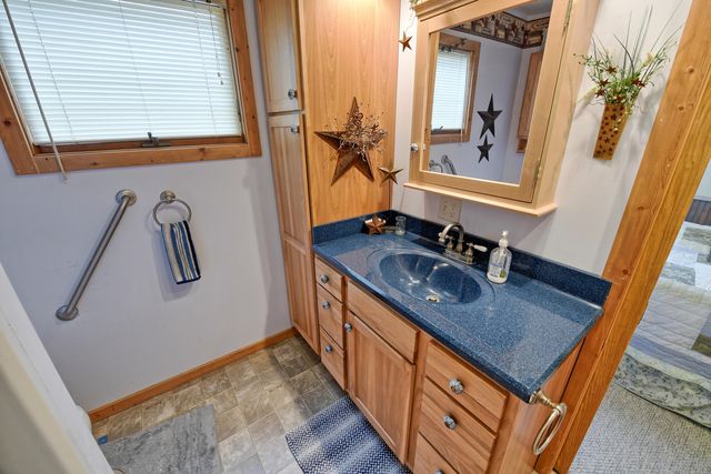 9471 Peninsula Drive, Mecosta, MI 49332