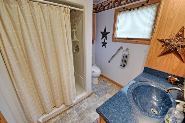 9471 Peninsula Drive, Mecosta, MI 49332