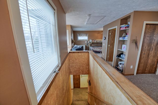 9471 Peninsula Drive, Mecosta, MI 49332