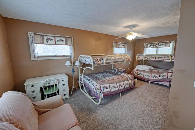9471 Peninsula Drive, Mecosta, MI 49332