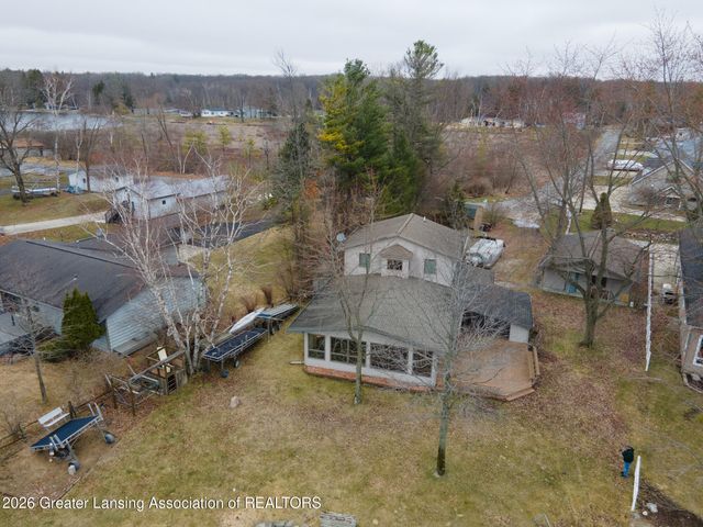 9471 Peninsula Drive, Mecosta, MI 49332