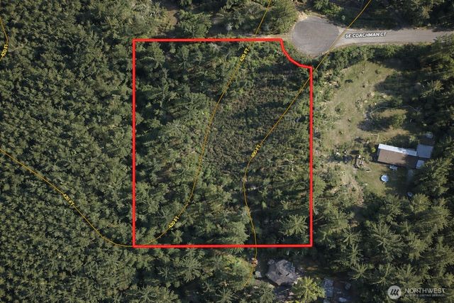 33044 SE Coachman Court, Olalla, WA 98359