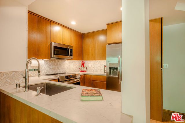 1230 Horn Avenue 625, West Hollywood, CA 90069