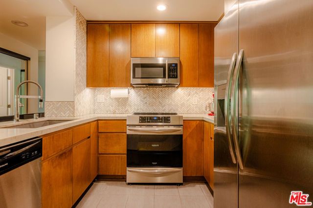 1230 Horn Avenue 625, West Hollywood, CA 90069