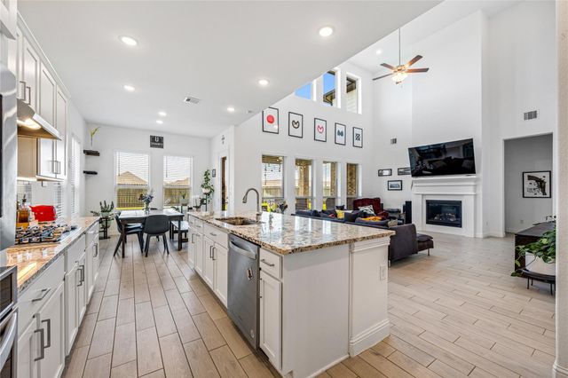 8007 Chantilly Manor, Fulshear, TX 77441