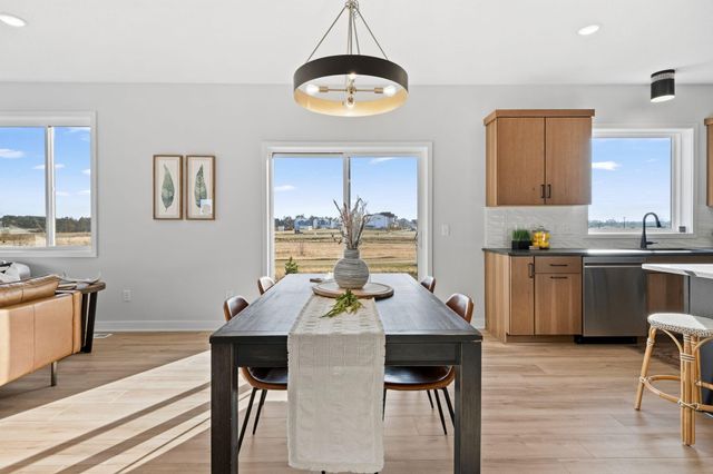 15781 Aquila Avenue, Savage, MN 55378