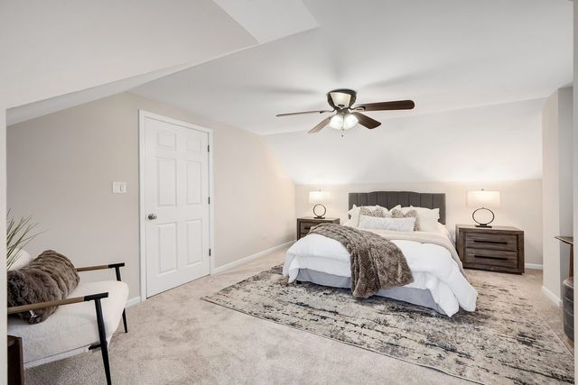 5902 Wolf Road, Western Springs, IL 60558