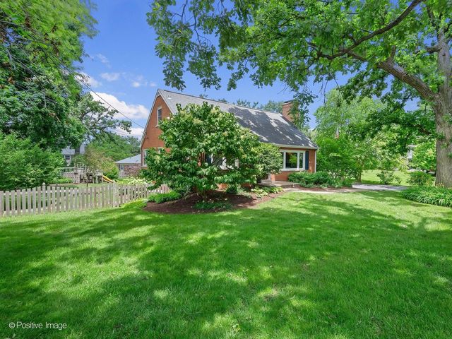 5902 Wolf Road, Western Springs, IL 60558