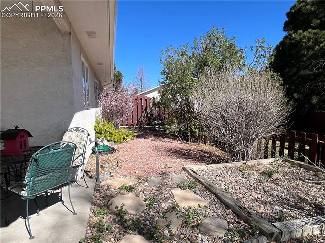 6101 Daylight Point, Colorado Springs, CO 80923