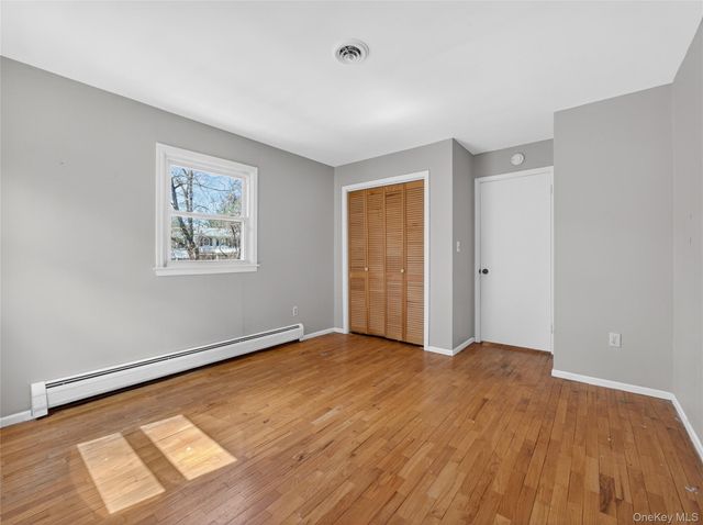 8 Ravenna Drive, Pomona, NY 10970