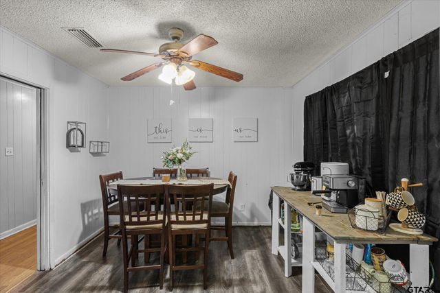 215 N Oaks Drive, Grand Saline, TX 75140