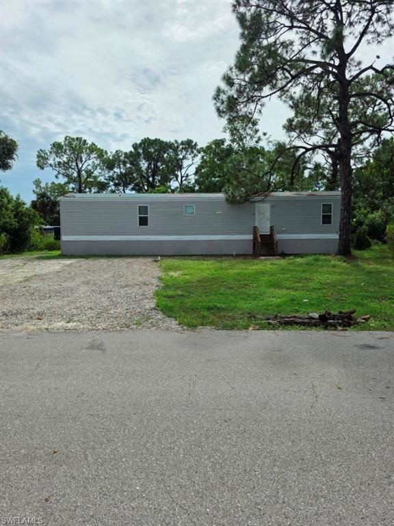 8385 Marx DR, NORTH FORT MYERS, FL 33917 — photo 2
