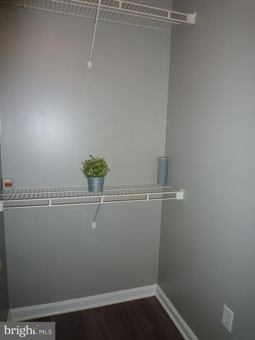 15 UNIVERSITY, Catonsville, MD 21228