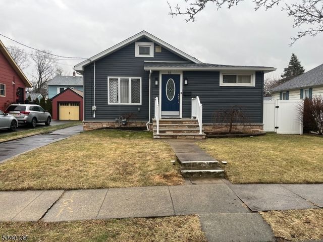 51 Hutchinson Ave