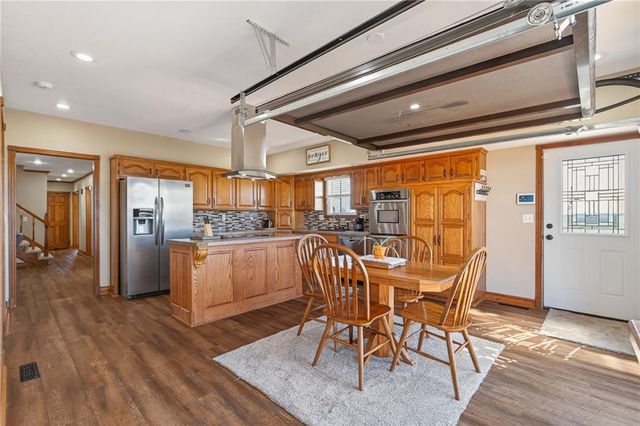 981 S 9th Street, Odessa, MO 64076