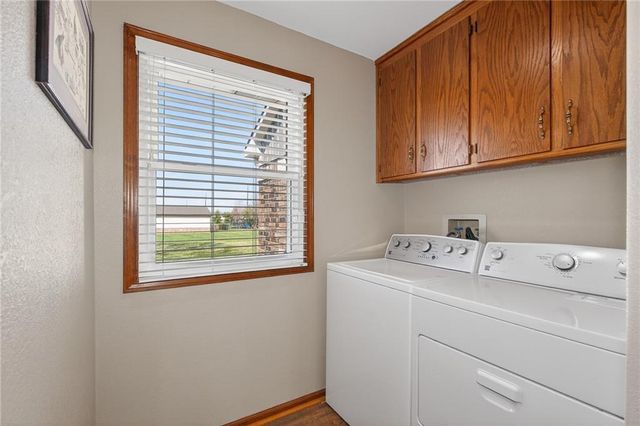 981 S 9th Street, Odessa, MO 64076