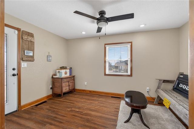 981 S 9th Street, Odessa, MO 64076