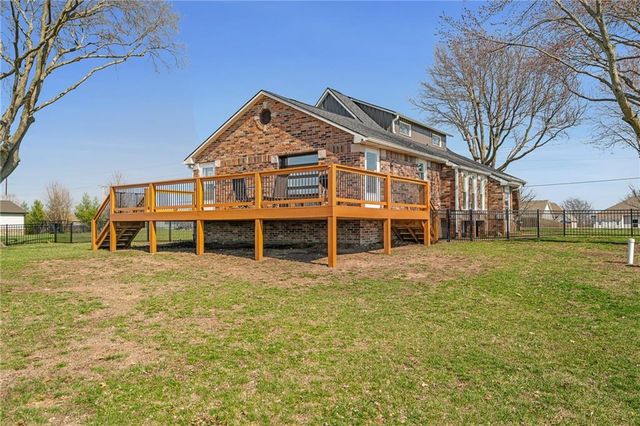 981 S 9th Street, Odessa, MO 64076