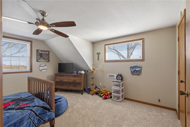 981 S 9th Street, Odessa, MO 64076