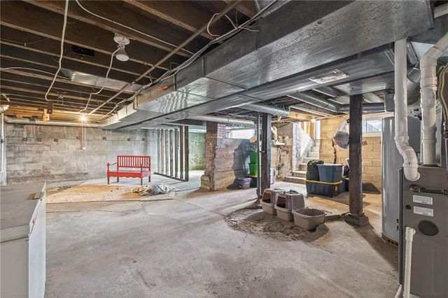 981 S 9th Street, Odessa, MO 64076