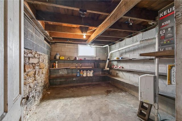 981 S 9th Street, Odessa, MO 64076