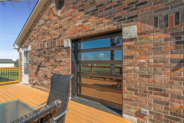 981 S 9th Street, Odessa, MO 64076