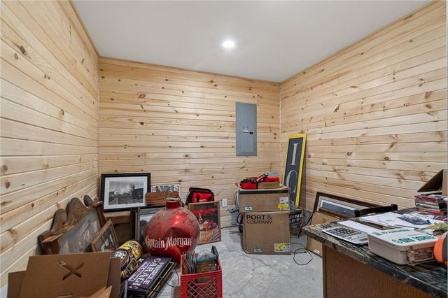 981 S 9th Street, Odessa, MO 64076