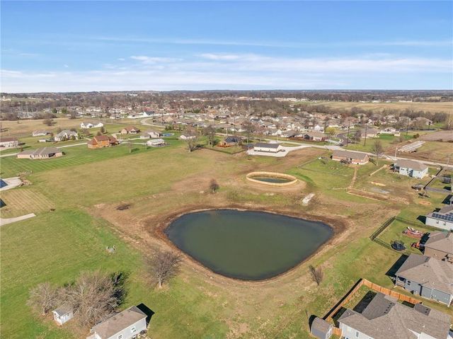 981 S 9th Street, Odessa, MO 64076